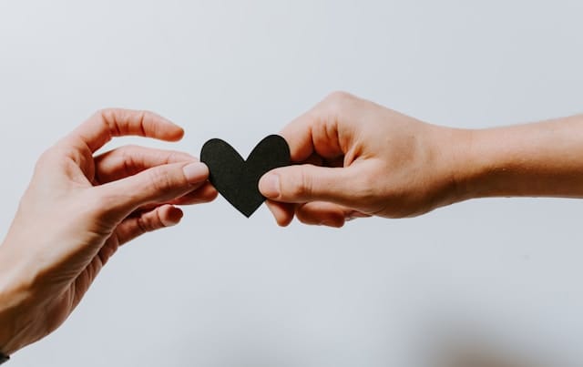 Building a Healthy Relationship: Love That Lasts